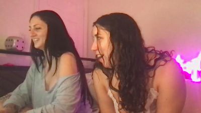 nina_lovez live cam on Cam4