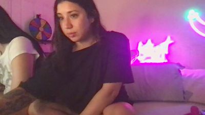 nina_lovez live cam on Cam4