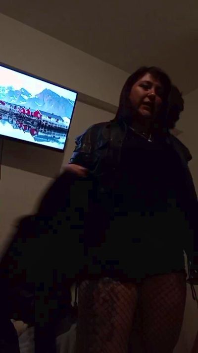 ninafoxx33 live cam on Cam4