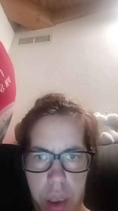 ninetta88 live cam on Cam4