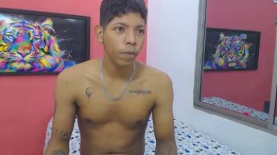 ninfomanosx live cam on Cam4