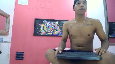 ninfomanosx live cam on Cam4