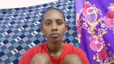 ninie22 live cam on Cam4