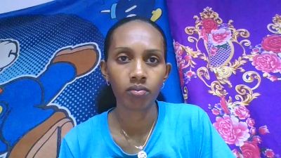 ninie22 live cam on Cam4