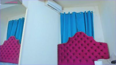 ninnadee live cam on Cam4