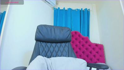 ninnadee live cam on Cam4