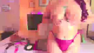 noa_01 live cam on Cam4