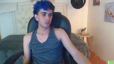 noah_bluex live cam on Cam4