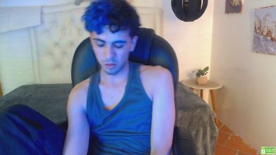noah_bluex live cam on Cam4