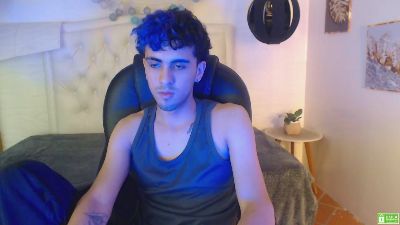 noah_bluex live cam on Cam4
