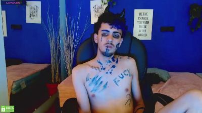 noah_bluex live cam on Cam4