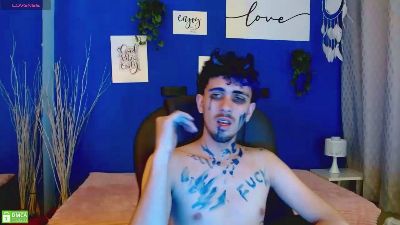 noah_bluex live cam on Cam4