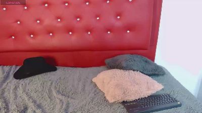 noah_bluex live cam on Cam4