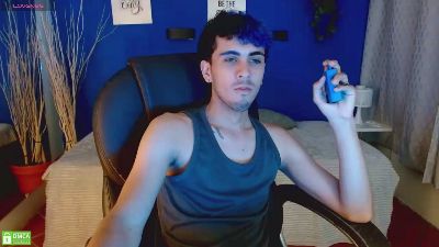 noah_bluex live cam on Cam4