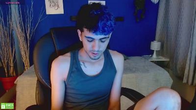 noah_bluex live cam on Cam4