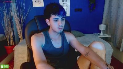 noah_bluex live cam on Cam4