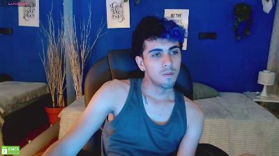 noah_bluex live cam on Cam4