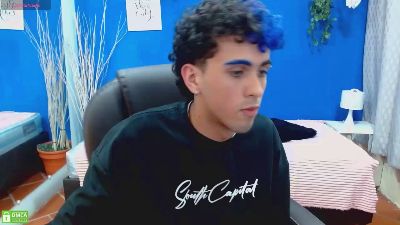 noah_bluex live cam on Cam4