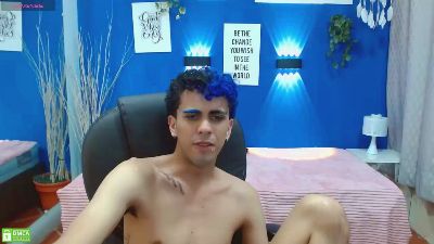 noah_bluex live cam on Cam4