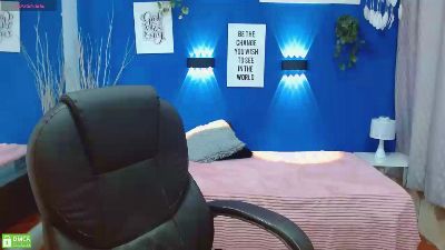 noah_bluex live cam on Cam4
