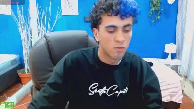 noah_bluex live cam on Cam4