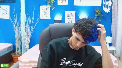 noah_bluex live cam on Cam4