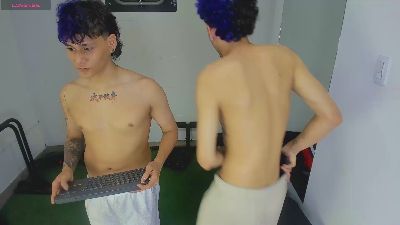 noah_bluex live cam on Cam4