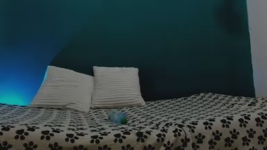 noah_brookss live cam on Cam4