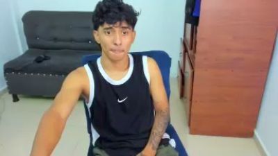 noah_sexy_ live cam on Cam4