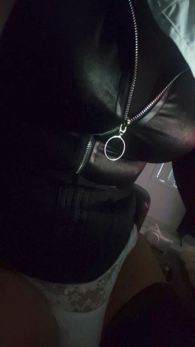 nobigcanttake live cam on Cam4