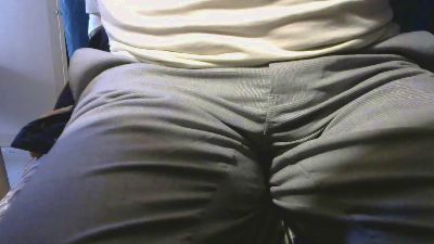 noe32000 live cam on Cam4