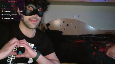 nofacemaleclub live cam on Cam4