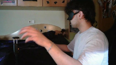 nofacemaleclub live cam on Cam4