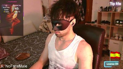 nofacemaleclub live cam on Cam4