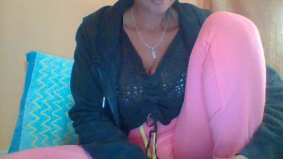 nomenjanaharyt1 live cam on Cam4