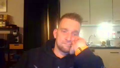 noobage live cam on Cam4