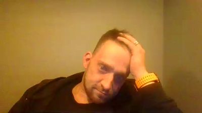 noobage live cam on Cam4