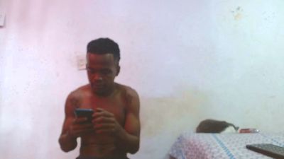 noreno9 live cam on Cam4