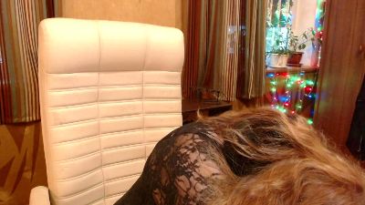 norma_gin live cam on Cam4