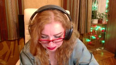 norma_gin live cam on Cam4