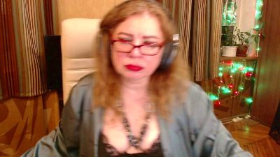 norma_gin live cam on Cam4