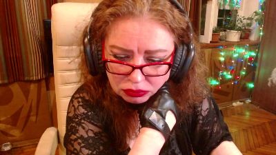 norma_gin live cam on Cam4