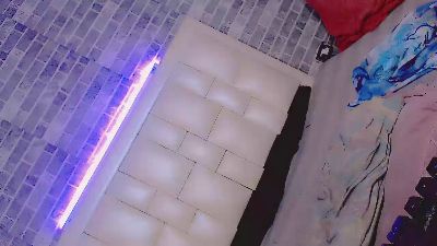normadoll live cam on Cam4
