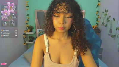 north_sweet_ live cam on Cam4