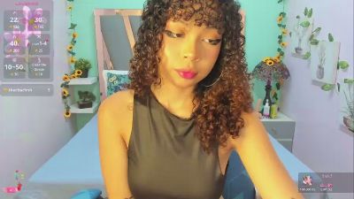 north_sweet_ live cam on Cam4