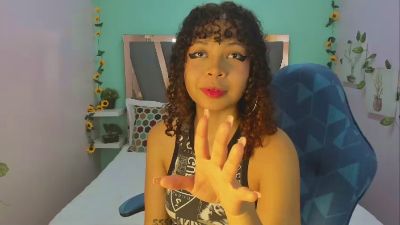 north_sweet_ live cam on Cam4