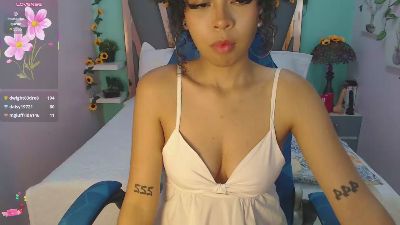 north_sweet_ live cam on Cam4
