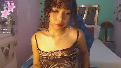 north_sweet_ live cam on Cam4