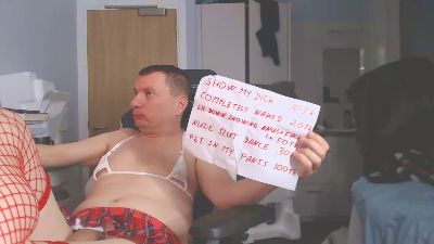 notarealman2025 live cam on Cam4