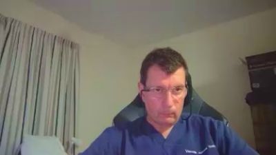 notarealman2025 live cam on Cam4